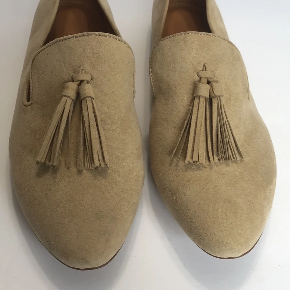 J. Crew Factory Cream Almond Toe Tasseled Slip on Flats size 11